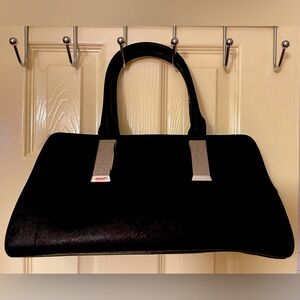 Beautiful black purse great for a Christmas gift 🎁